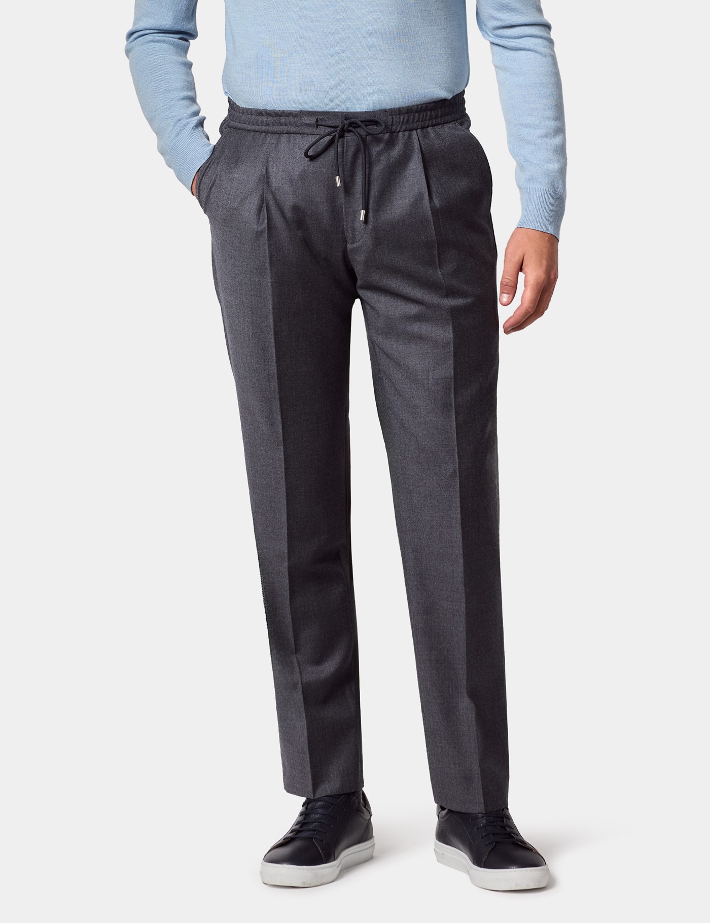 Hawes & Curtis Slim Fit Dark Grey Pleated Drawstring Trousers Size: 42-UNHEM