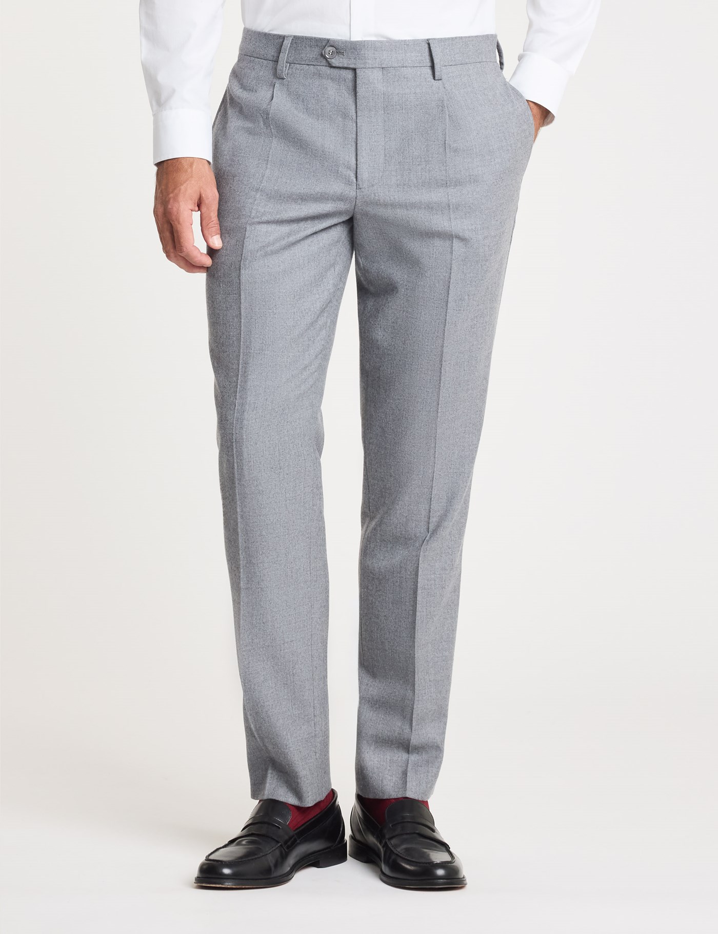 Hawes & Curtis Slim Grey Pleated Pure Flannel Wool Trousers | Wool Flannel | Plain | Men's