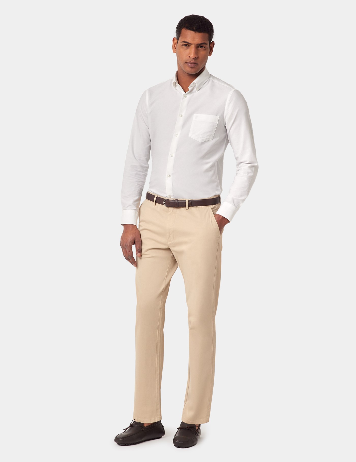 Hawes & Curtis Regular Fit Beige Garment-Dyed Chinos Size: 44-33" image 2