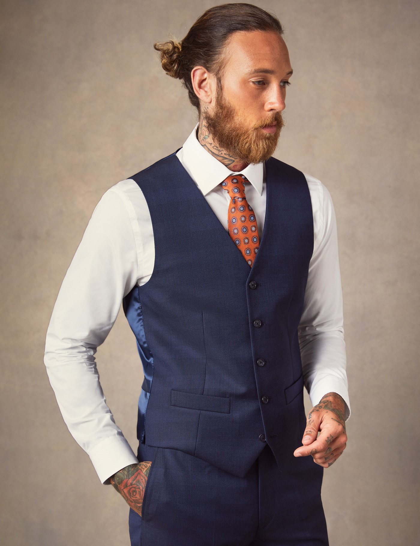 hawes & curtis men's dark blue prince of wales check slim fit italian waistcoat - 1913 collection