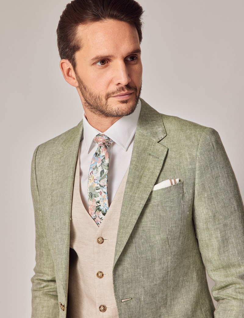 The Dos and Don'ts of Wearing a Waistcoat – StudioSuits