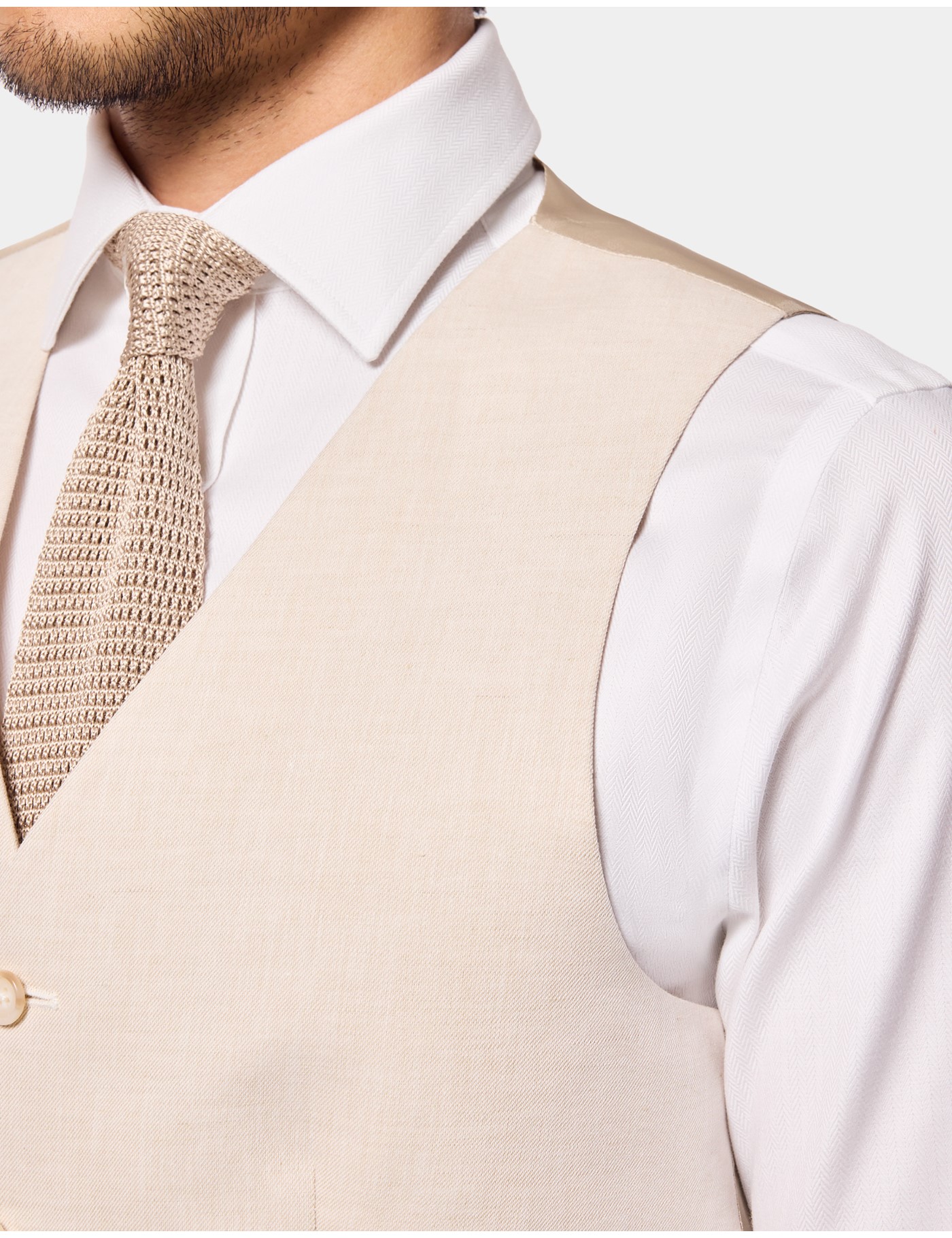 Hawes & Curtis Tailored Fit Beige 1913 Suit Waistcoat Size: 40 reg (EU 50) image 2