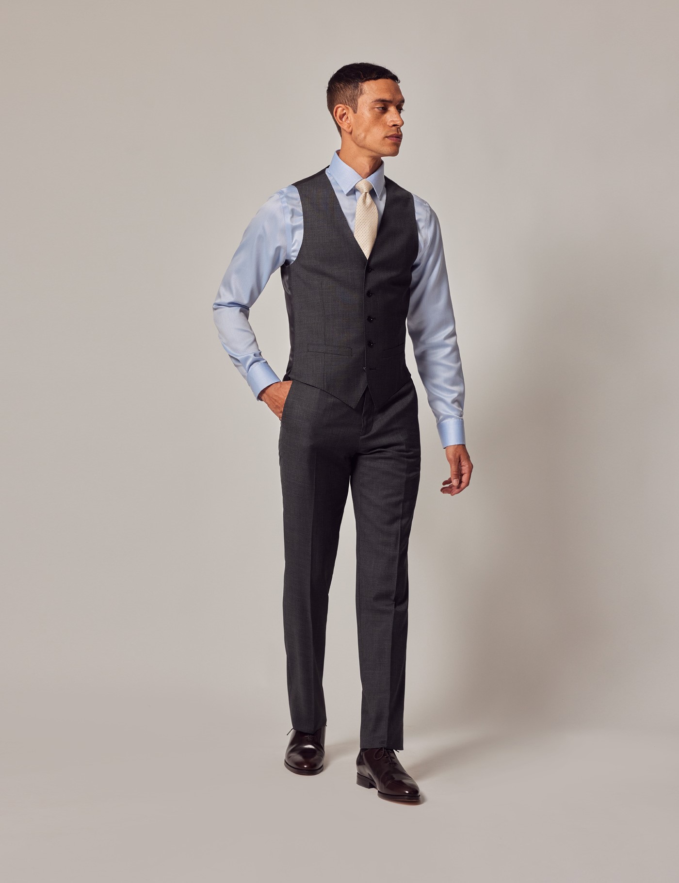 Four Season Vest - Charcoal/Gray main image 1