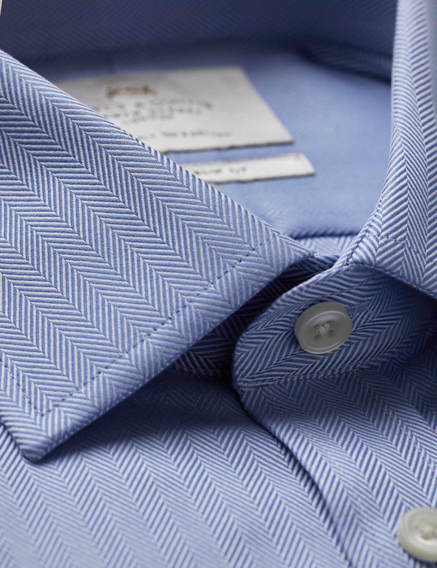Hawes & Curtis Classic Fit Blue Herringbone Shirt Size: 18" collar, 38" sleeve
