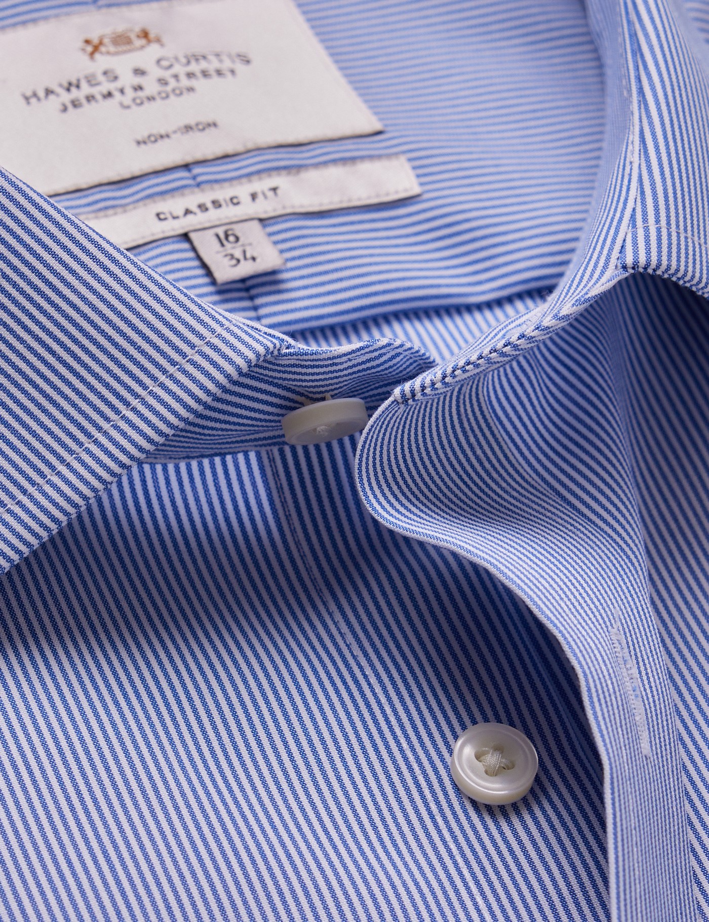 & Classic Fit Blue & Fine Stripe Non Iron Shirt 17.5" collar 34" sleeve