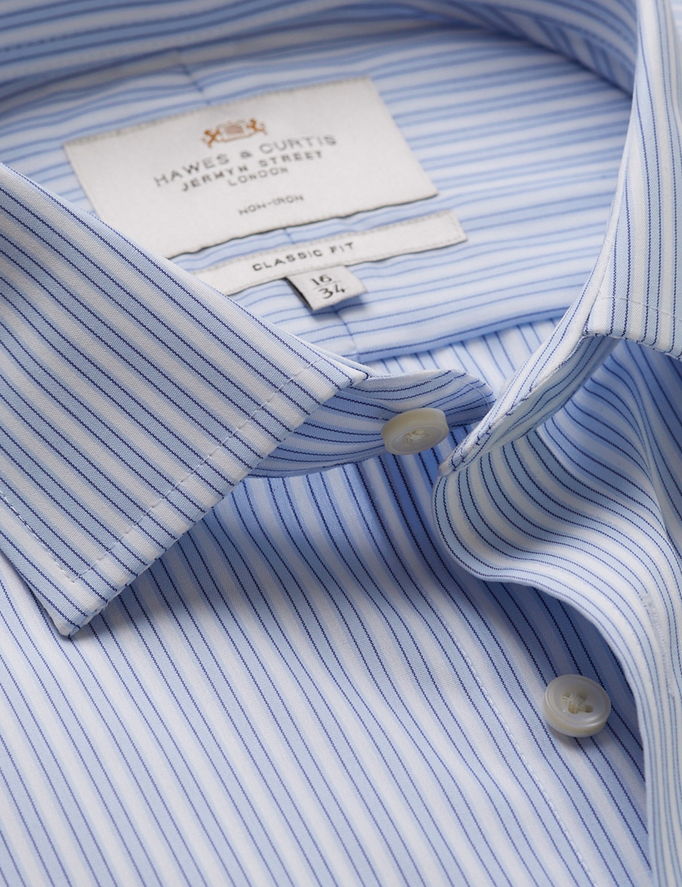 & Classic Fit Blue & Multi Stripe Non Iron Shirt 20" collar 38" sleeve
