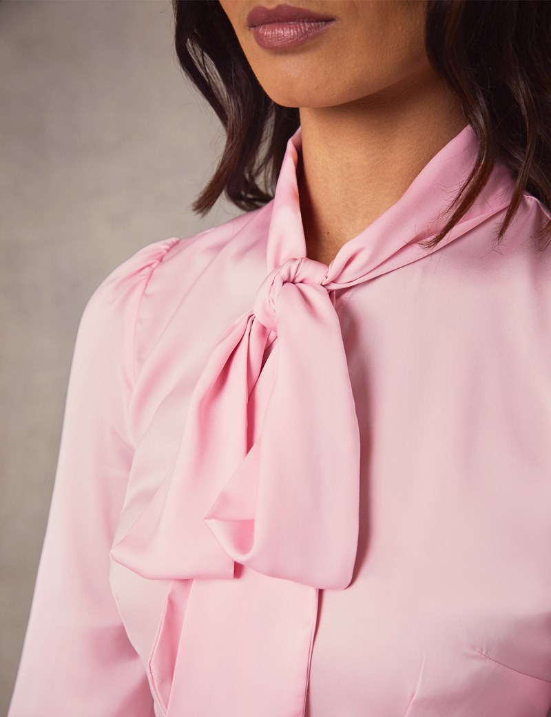 Women S Light Pink Fitted Lightweight Satin Blouse Pussy Bow Hawes